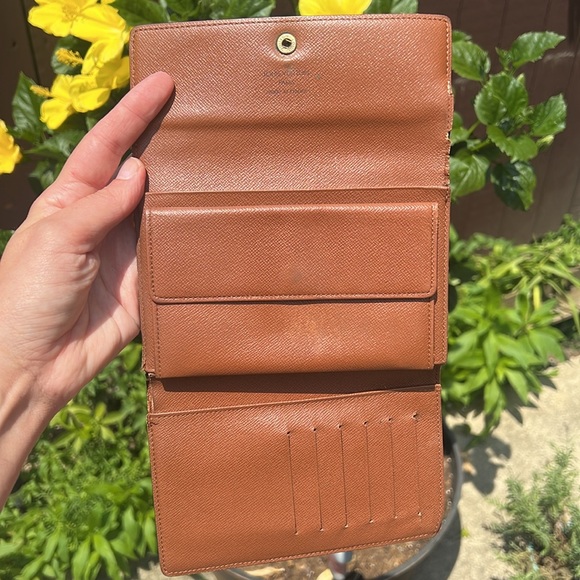 Authentic Louis Vuitton Passport Holder Monogram Porte Tresor Etui Papier Wallet - Picture 8 of 15